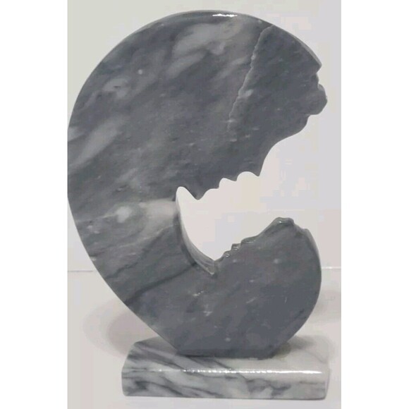 Carved Gray Stone Mother Madonna & Child Figurine Religious Statue W/Base 5.25" - Picture 5 of 9